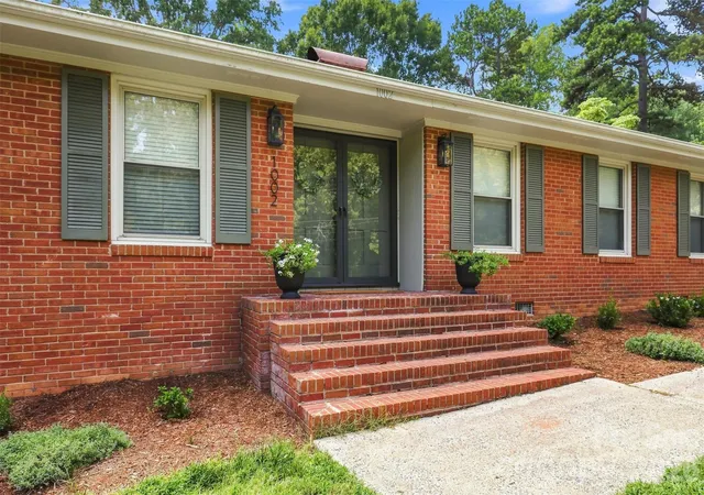 2nd image of 1002 Leewood Dr, Monroe, NC 28112 | MLS# 4416687