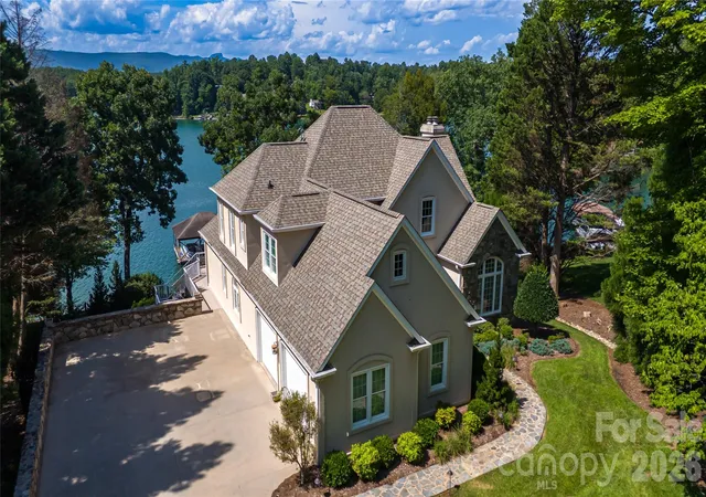 3rd image of 1563 Calls Lodge Ct, Morganton, NC 28655 | MLS# 4416691