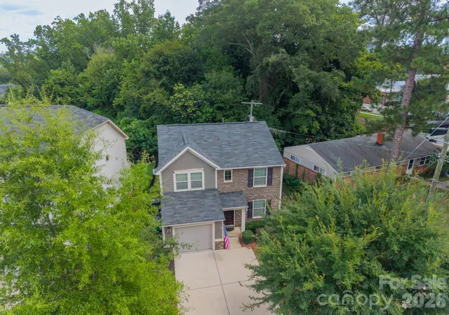 Photo 2 of Single family home for sale at 1829 Evergreen Dr, Charlotte, NC 28208 | MLS# 4416716 | Listing updated on 2026-09-19