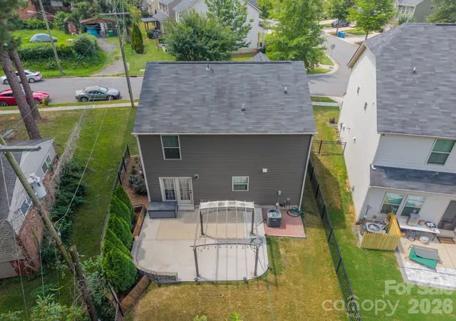Photo 3 of Single family home for sale at 1829 Evergreen Dr, Charlotte, NC 28208 | MLS# 4416716 | Listing updated on 2026-09-19