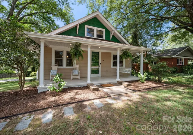 2nd image of 441 8th Avenue Dr Nw, Hickory, NC 28601 | MLS# 4416718