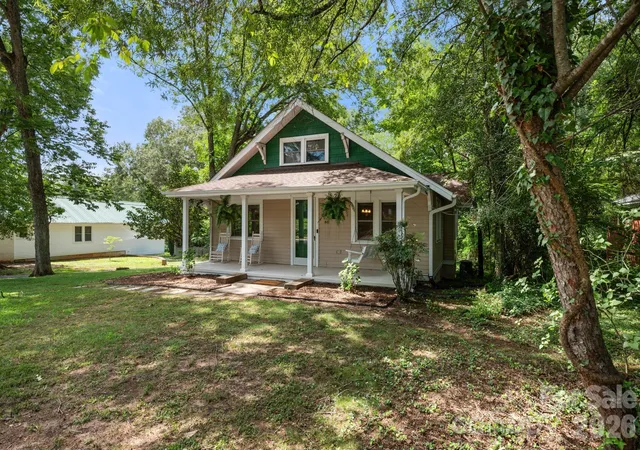 3rd image of 441 8Th Avenue Dr Nw, Hickory, NC 28601 | MLS# 4416718
