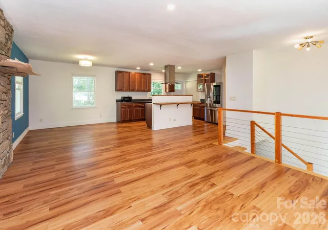 Photo 3 of Single family home for sale at 1009 Sharon Ridge Rd, Fairview, NC 28730 | MLS# 4416738 | Listing updated on 2026-08-21