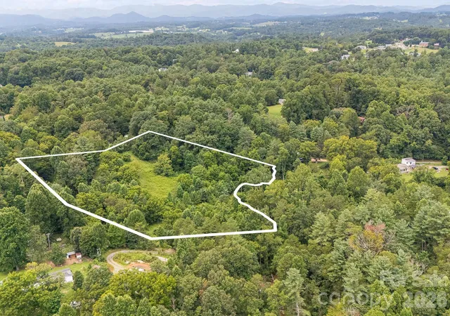 3rd image of 99999 Mid Court Dr, Asheville, NC 28804 | MLS# 4416746