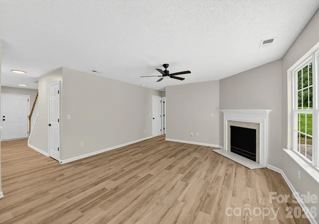 Photo 4 of Single family home for sale at 1034 Chalk Hill Ln, Charlotte, NC 28214 | MLS# 4416747 | Listing updated on 2026-09-21