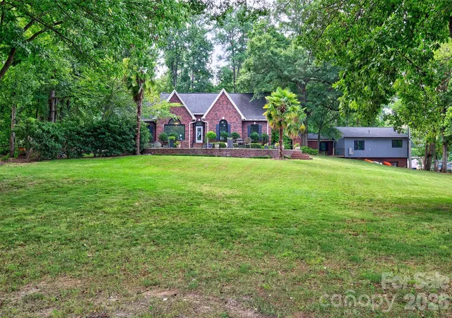 Photo 48 of Single family home for sale at 2143 Peninsula Dr, Lake Wylie, SC 29710 | MLS# 4416751 | Listing updated on 2026-08-28