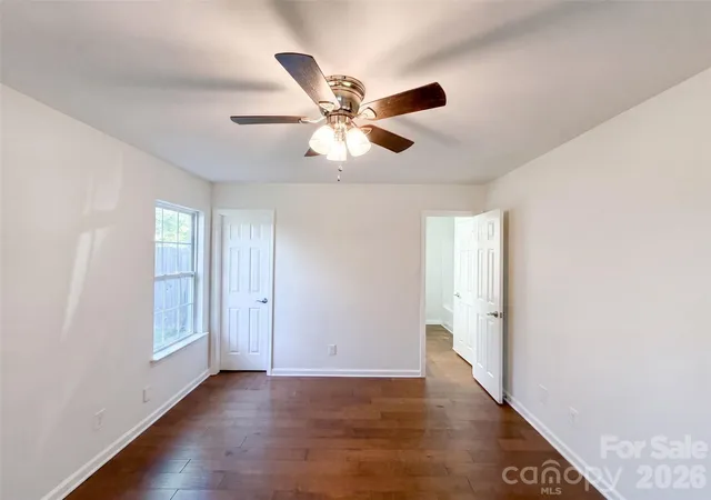4th image of 10933 Pointer Ridge Dr, Charlotte, NC 28214 | MLS# 4416762