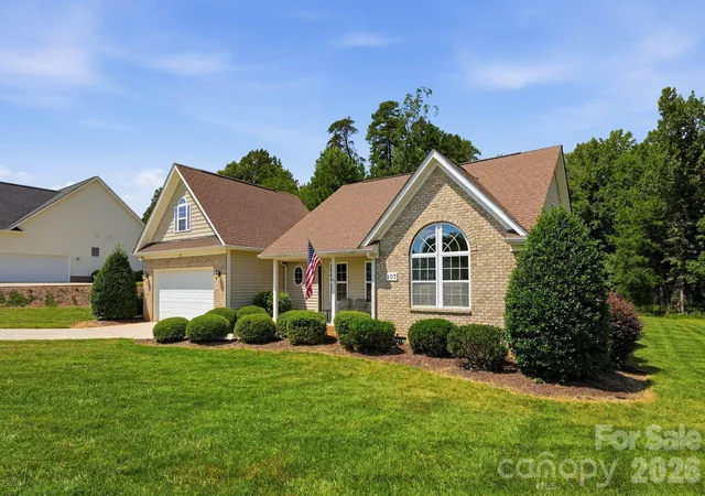 3rd image of 107 E Vista View Pl, Mooresville, NC 28117 | MLS# 4416778