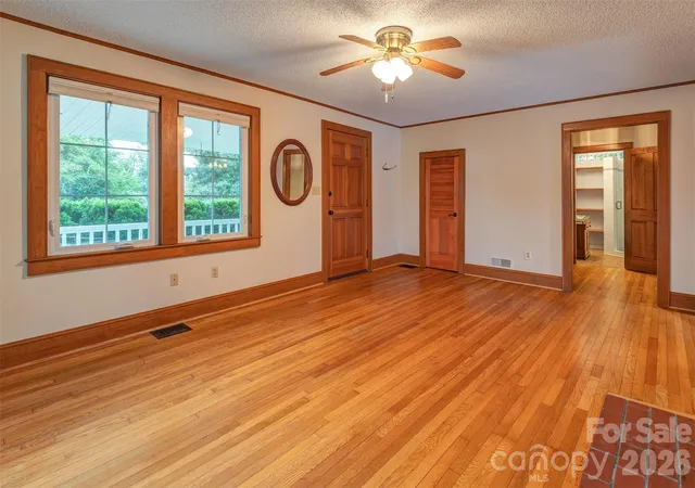 Photo 2 of Single family home for sale at 103 S Main St, Weaverville, NC 28787 | MLS# 4416780 | Listing updated on 2026-09-29
