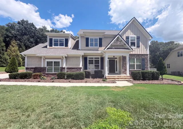 1st image of 131 Lakeshore Hills Dr, Mooresville, NC 28117 | MLS# 4416787