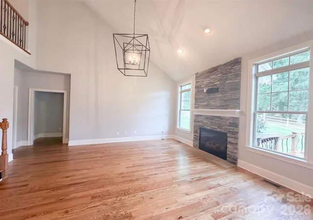 3rd image of 131 Lakeshore Hills Dr, Mooresville, NC 28117 | MLS# 4416787