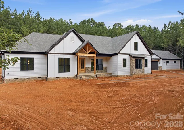 Photo 2 of Single family home for sale at 5089 Hidden Forest Dr, Denver, NC 28037 | MLS# 4416808 | Listing updated on 2026-10-01