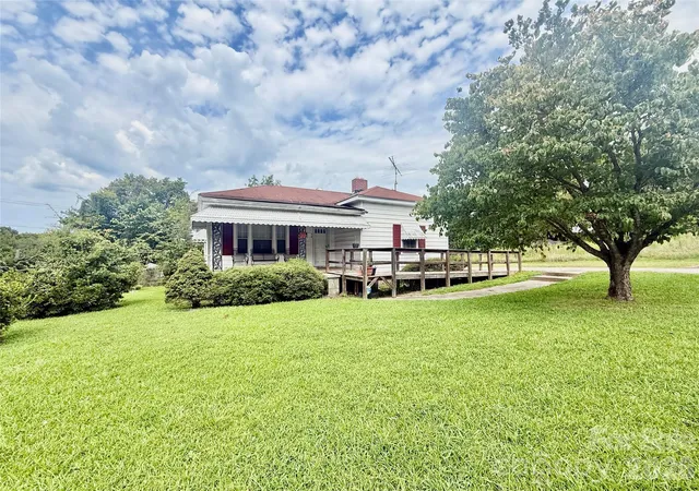 1st image of 36 Holly St, Great Falls, SC 29055 | MLS# 4416819