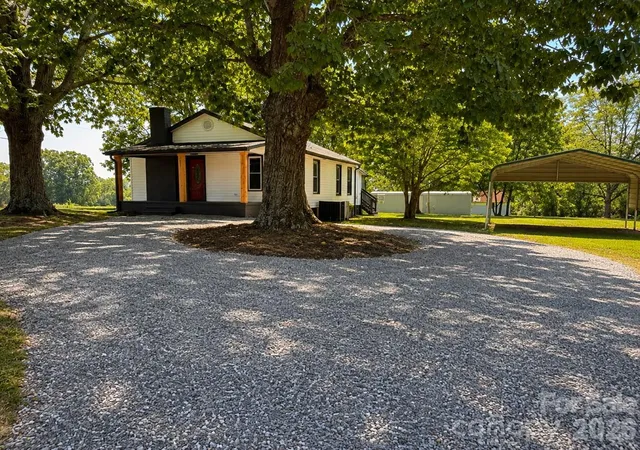 1st image of 251 Beulah Rd, Statesville, NC 28677 | MLS# 4416828
