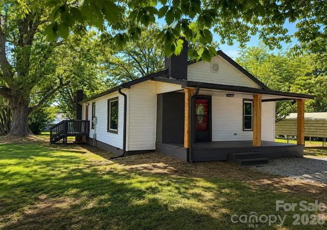 2nd image of 251 Beulah Rd, Statesville, NC 28677 | MLS# 4416828