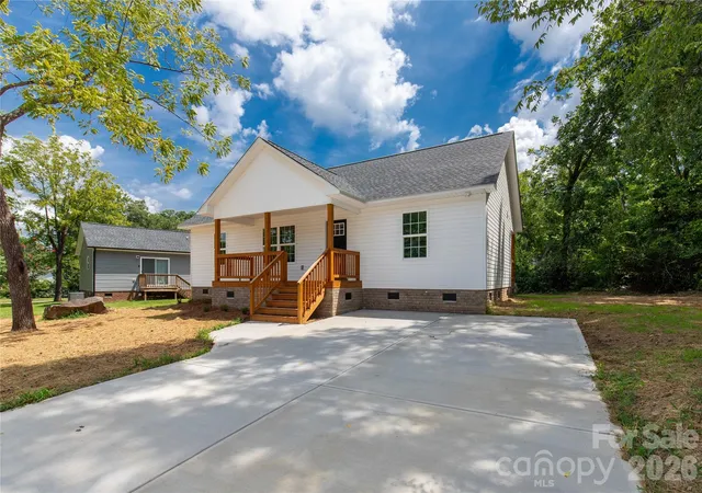 1st image of 815 Spruce St S, Rock Hill, SC 29730 | MLS# 4416830