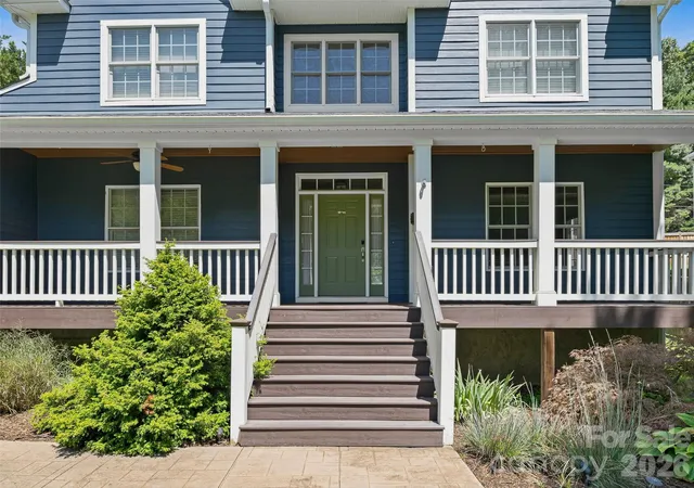 Photo 3 of Single family home for sale at 5 Amelia Ct, Arden, NC 28704 | MLS# 4416847 | Listing updated on 2026-09-29