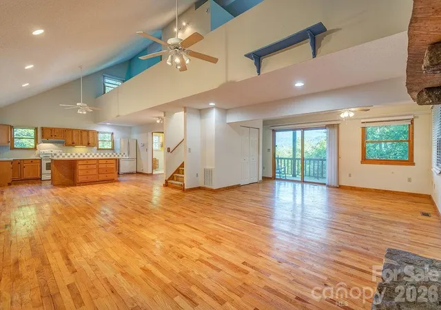 image of 94 Marcellina Dr, Fairview, NC 28730 | MLS# 4416851