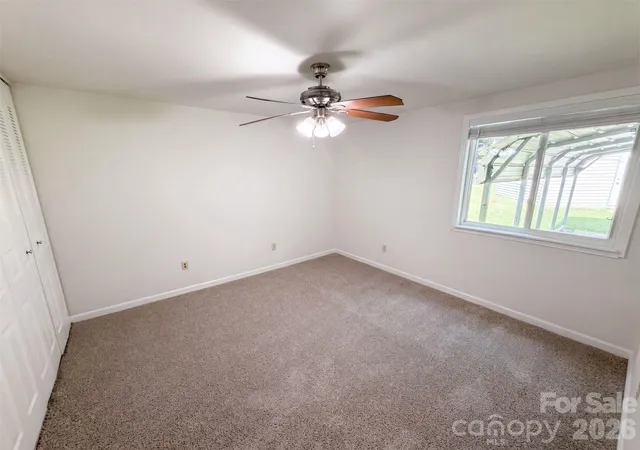 Photo 3 of Single family home for sale at 3618 Gustar Ct, Charlotte, NC 28212 | MLS# 4416874 | Listing updated on 2026-10-08