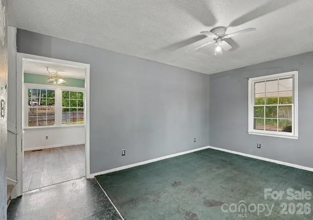 Photo 3 of Single family home for sale at 2116 Deepwood Ct, Gastonia, NC 28054 | MLS# 4416884 | Listing updated on 2026-09-19