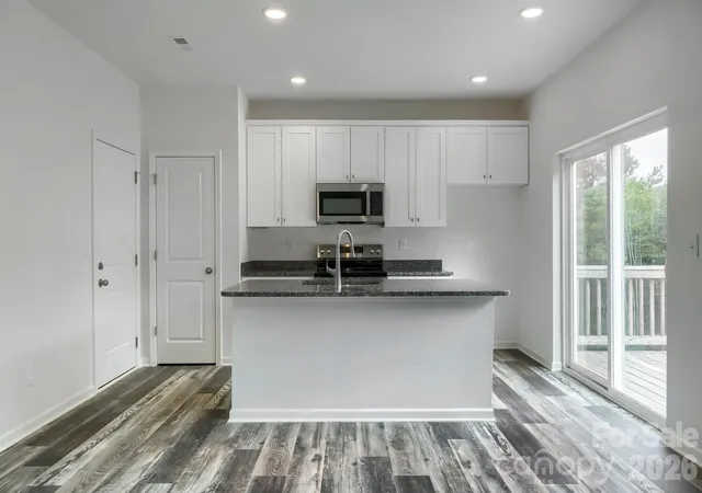 Photo 4 of Single family home for sale at 111 Carrisa Ln, Troutman, NC 28166 | MLS# 4416889 | Listing updated on 2026-10-05