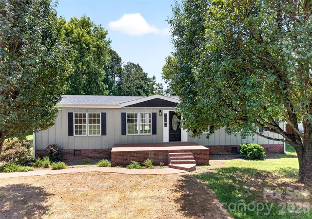 2nd image of 3312 Amity Hill Rd #4, Statesville, NC 28677 | MLS# 4416906