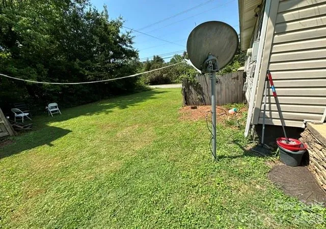 5th image of 601 E Saunders Ave, Newton, NC 28658 | MLS# 4416913