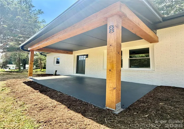 Photo 4 of Single family home for sale at 88 Polk St, Taylorsville, NC 28681 | MLS# 4416917 | Listing updated on 2026-09-02
