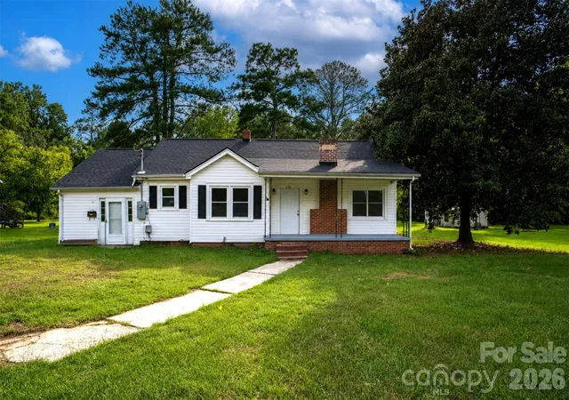 Photo 1 of Single family home for sale at 290 Airport Rd, Rockingham, NC 28379 | MLS# 4416920 | Listing updated on 2026-09-18
