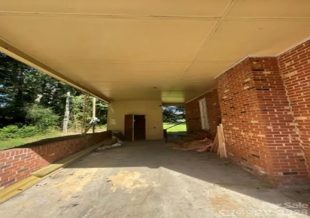 3rd image of 3223 Shadow Ln, Great Falls, SC 29055 | MLS# 4416927