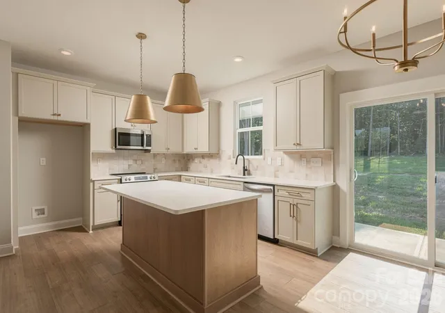 Photo 4 of Single family home for sale at 2263 Lee Lawing Rd, Lincolnton, NC 28092 | MLS# 4416938 | Listing updated on 2026-10-09