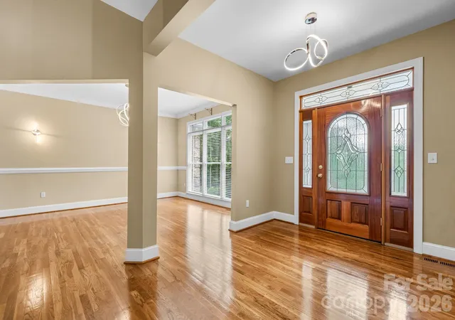 Photo 4 of Single family home for sale at 2752 Brittany Dr, Lenoir, NC 28645 | MLS# 4416951 | Listing updated on 2026-09-27