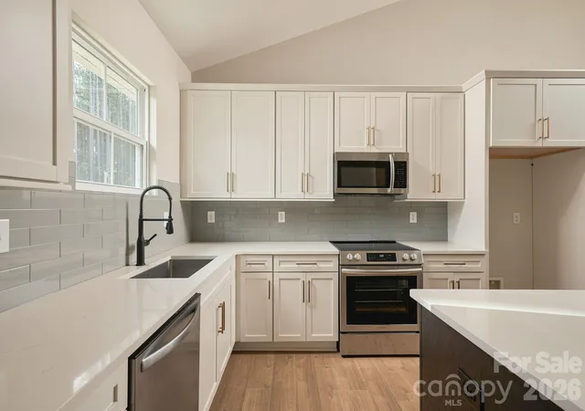 Photo 4 of Single family home for sale at 2287 Lee Lawing Rd, Lincolnton, NC 28092 | MLS# 4416953 | Listing updated on 2026-10-14