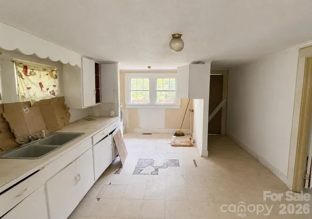 2nd image of 318 Love St, Albemarle, NC 28001 | MLS# 4416954