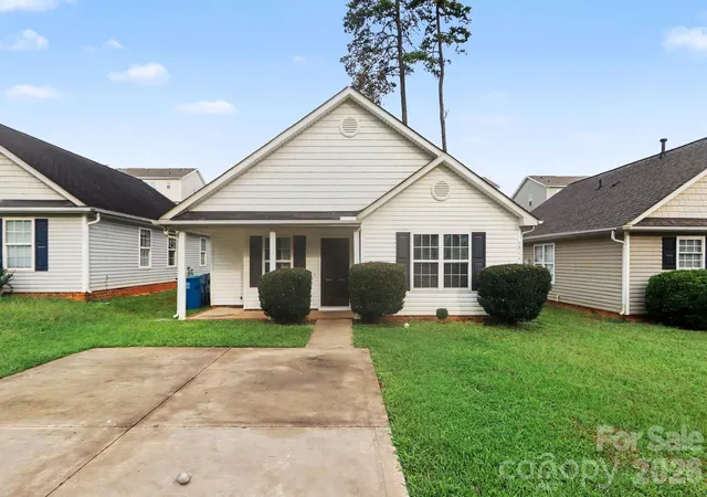 Single family home for sale at 1311 Braveheart Ln, Charlotte, NC 28216 | MLS# 4416968