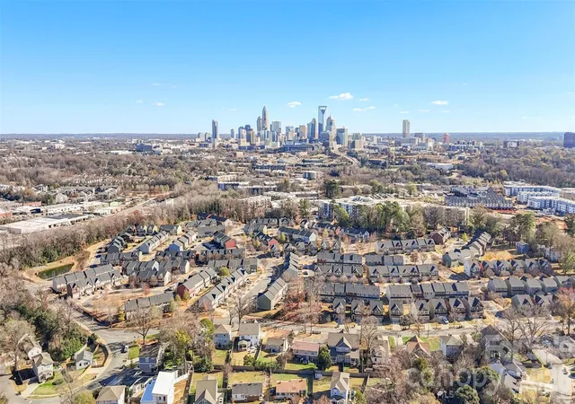 39th image of 3019 Columbus Cir, Charlotte, NC 28208 | MLS# 4416977