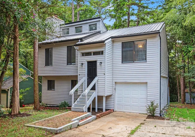 Photo 2 of Single family home for sale at 12000 Rock Canyon Dr, Charlotte, NC 28226 | MLS# 4416980 | Listing updated on 2026-08-26