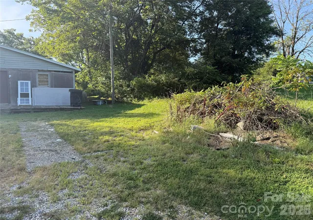 Photo 13 of Single family home for sale at 199 Crowder Dixon Rd, Salisbury, NC 28144 | MLS# 4416999 | Listing updated on 2026-08-31