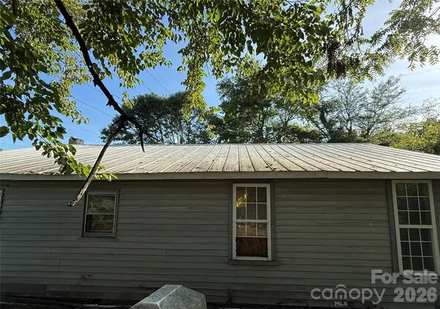 Photo 4 of Single family home for sale at 199 Crowder Dixon Rd, Salisbury, NC 28144 | MLS# 4416999 | Listing updated on 2026-08-31