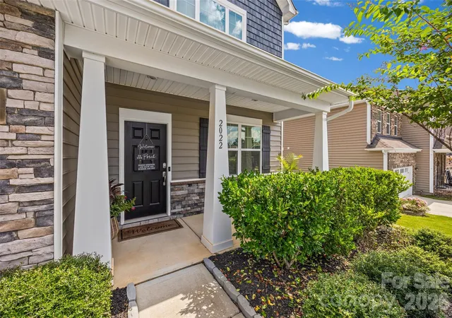 2nd image of 2022 Napa Valley Dr, Waxhaw, NC 28173 | MLS# 4417002