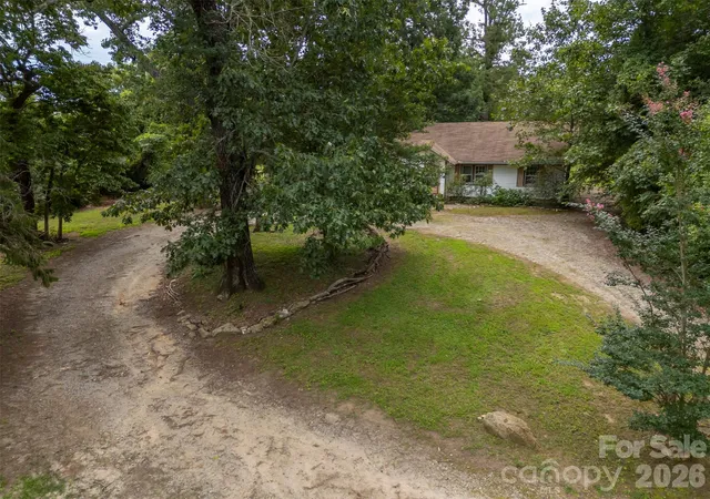 48th image of 375 E King St, East Flat Rock, NC 28726 | MLS# 4417012