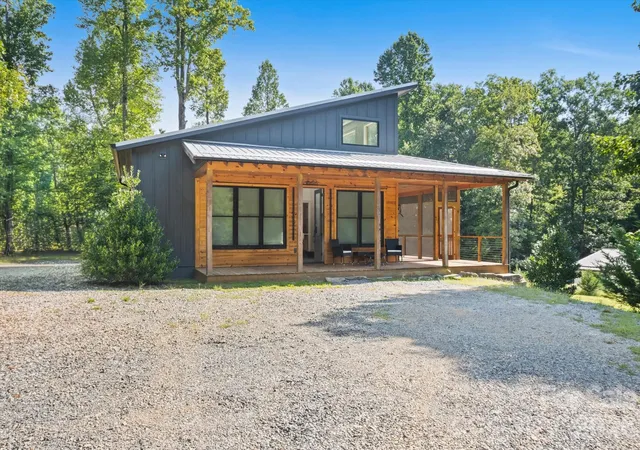 Photo 2 of Single family home for sale at 13 Small Crk, Brevard, NC 28712 | MLS# 4417016 | Listing updated on 2026-10-02