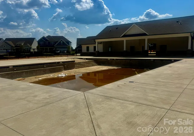 Photo 4 of Single family home for sale at 2181 Caravan Ln, Stanley, NC 28164 | MLS# 4417036 | Listing updated on 2026-10-09