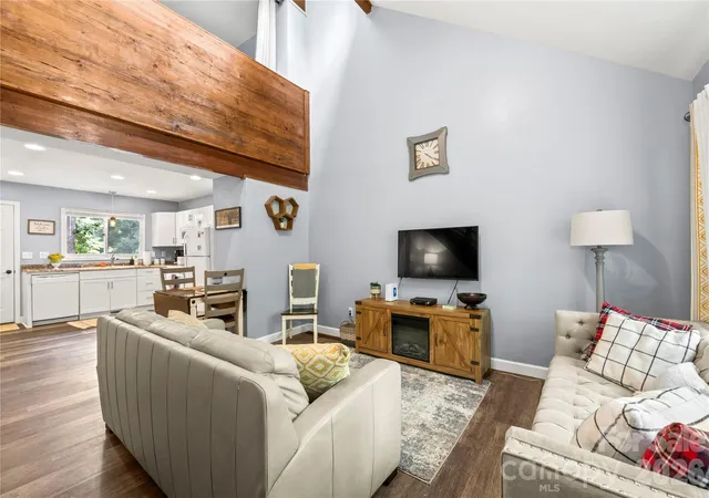 3rd image of 15 N Garden Ct, Fletcher, NC 28732 | MLS# 4417049