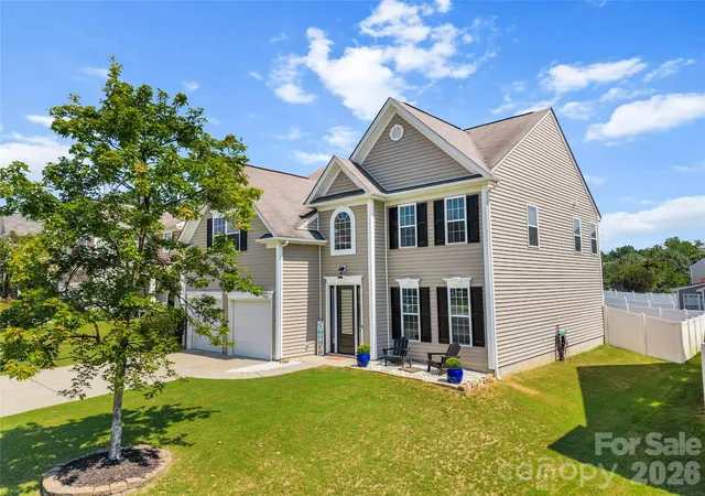 Photo 2 of Single family home for sale at 3304 Brackhill St, Davidson, NC 28036 | MLS# 4417056 | Listing updated on 2026-10-04
