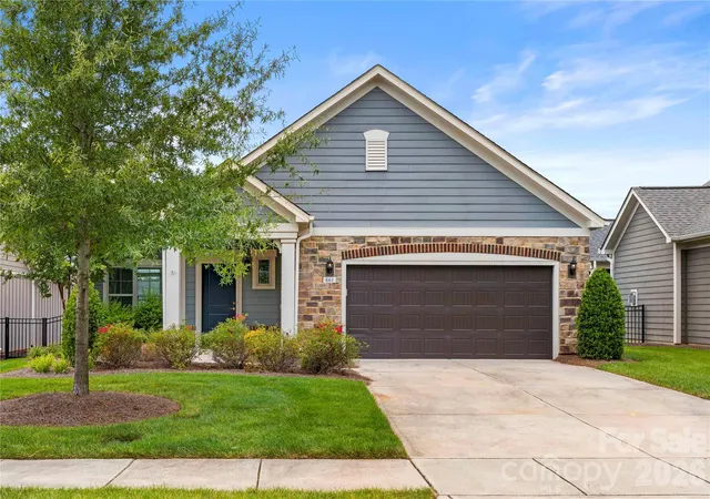 Photo 1 of Single family home for sale at 661 Poplar View Dr Nw, Concord, NC 28027 | MLS# 4417059 | Listing updated on 2026-09-13