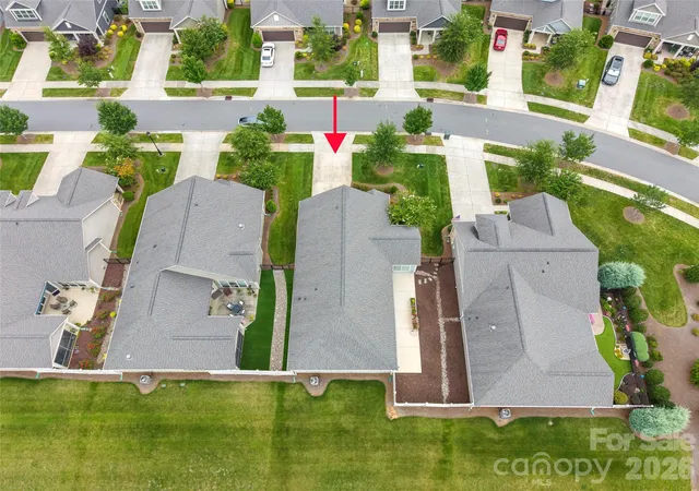 Photo 4 of Single family home for sale at 661 Poplar View Dr NW, Concord, NC 28027 | MLS# 4417059 | Listing updated on 2026-09-13