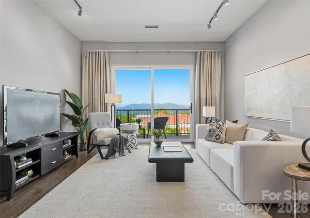 Photo 2 of Condo for sale at 45 Asheland Ave #700, Asheville, NC 28801 | MLS# 4417064 | Listing updated on 2026-09-29