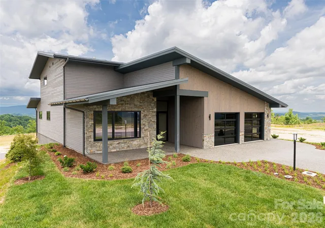 47th image of 24 S Watchman Dr #10 & 11, Hendersonville, NC 28791 | MLS# 4417068