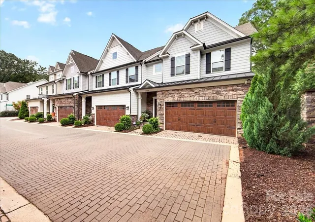 Photo 1 of Townhouse for sale at 5804 Barrowlands Ct, Charlotte, NC 28210 | MLS# 4417069 | Listing updated on 2026-10-01